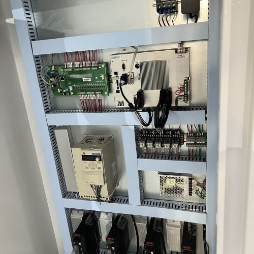 CNC gia công trung tâm FANCH - 1328ATC