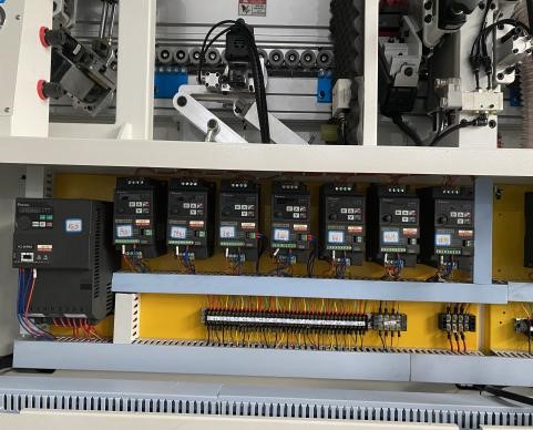 Bộ chuyển đổi tần số